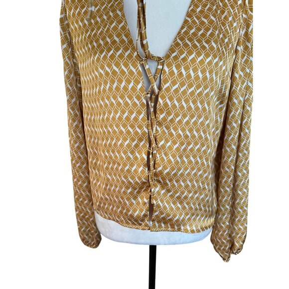 Forever 21 Chevron Print Long Sleeve Y2k Blouse Lace Up Size M Elastic Cuff - Picture 11 of 11